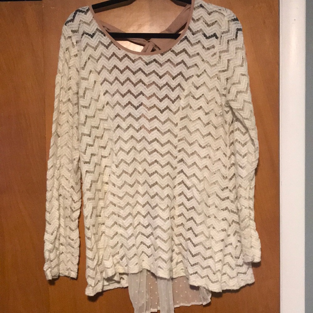 Chevron light weight sweater